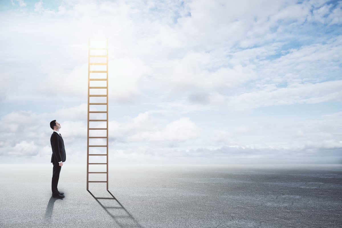 MBA vs. Non-MBA: Two Paths Into Management Consulting