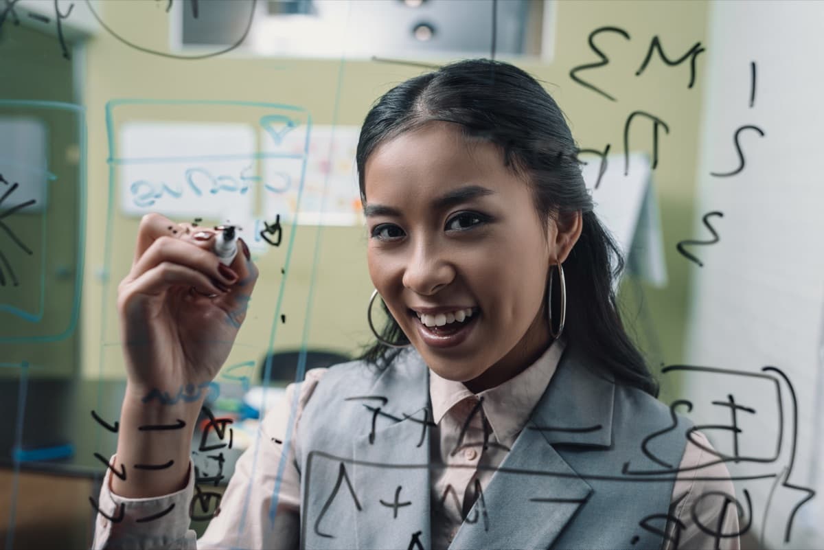 The Synthesis Skill: Why Consultants Who Distill Insights Win